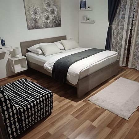 Josipa&Jelena Apartment Senj  Bagian luar foto